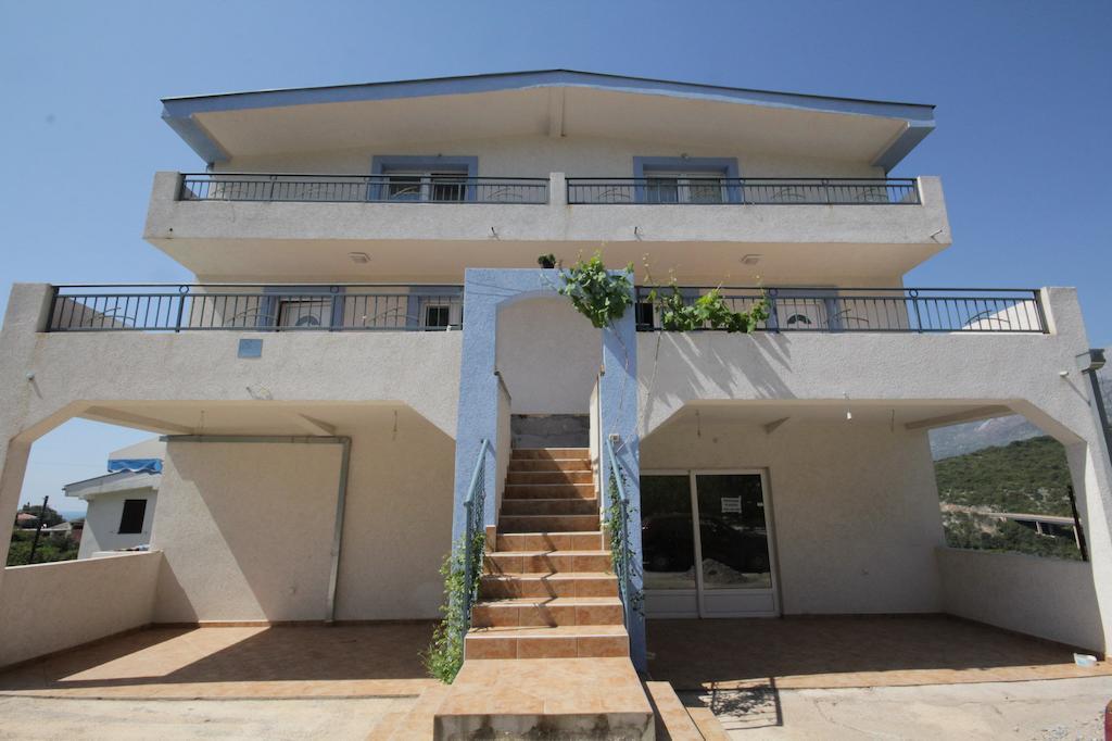 Apartments Ajla Utjeha Exterior photo